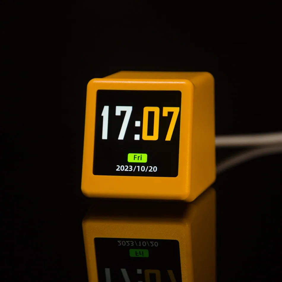 GeekMagic SmallTV Ultra — clock
